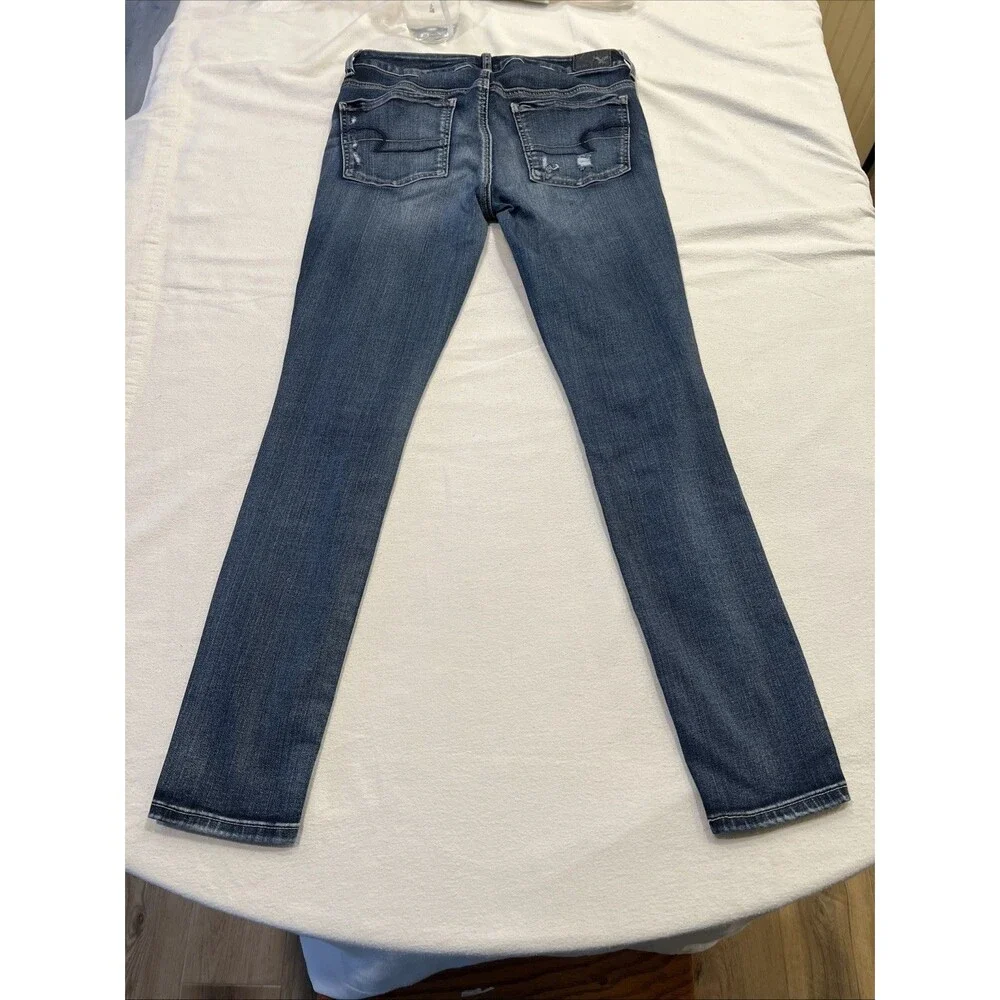 Women’s American eagle jeggings distressed destroyed medium wash size 8 regular - Picture 12 of 14